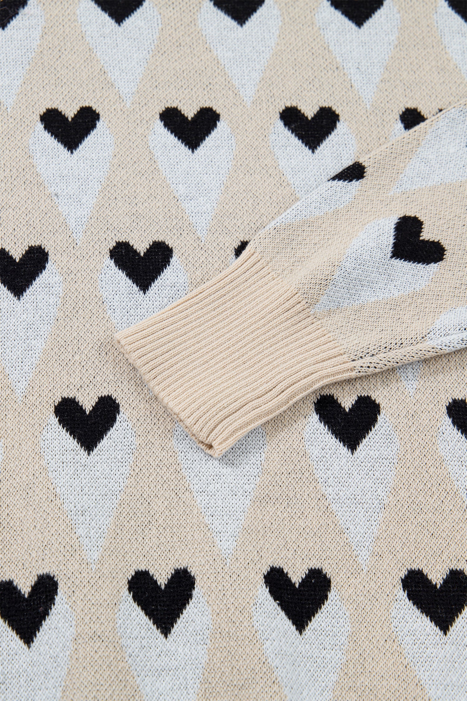 Geometric Heart Print Ribbed Trim Sweater